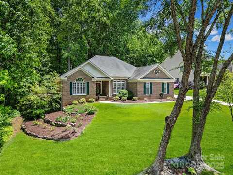 160 Fernbrook Drive, Mooresville, NC 28117