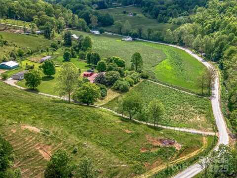 74 Saturn Court, Clyde, NC 28721