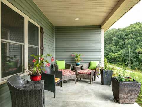 5 S Pine Drive, Weaverville, NC 28787