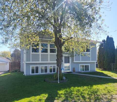 865 KALMIA St, Kettle Falls, WA 99141
