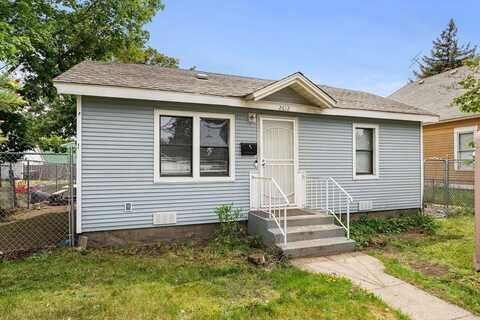 2612 E Sharp Ave, Spokane, WA 99202