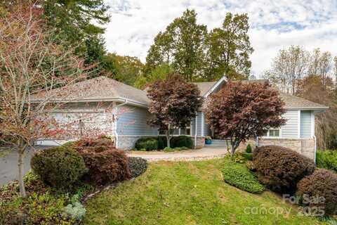 501 Candlewood Lane, Flat Rock, NC 28731