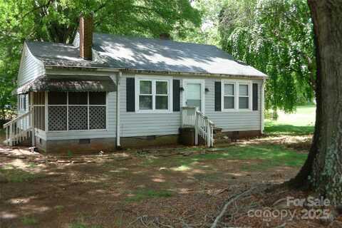 1990 S US Highway 601 Highway, Mocksville, NC 27028