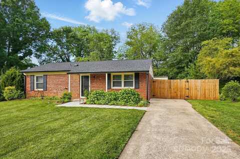 529 Dedmon Drive, Charlotte, NC 28216