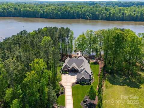 1579 Sunset Pointe Drive, Salisbury, NC 28146