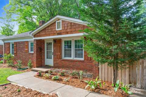 2953 Enfield Road, Charlotte, NC 28205