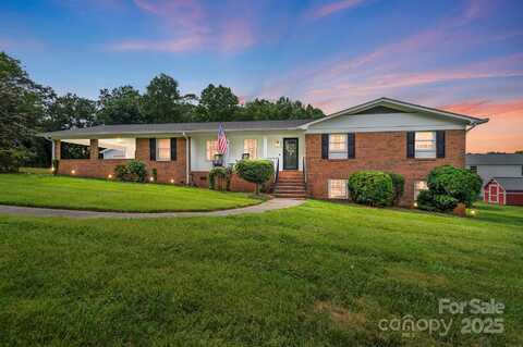2968 Grace Street, Claremont, NC 28610