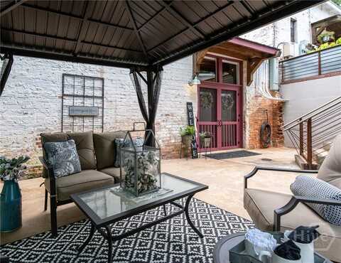 585 White Circle, Athens, GA 30605