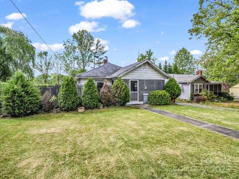 616 Ray Avenue, Hendersonville, NC 28792