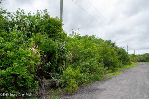 866 Wiseman Street SW, Palm Bay, FL 32908