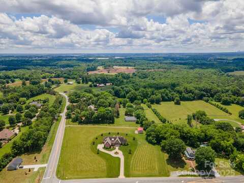 8825 Harris Road, Concord, NC 28027