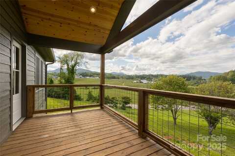 65 Lennon Leigh Lane, Waynesville, NC 28786