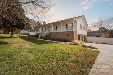 104 Vista Drive, Davidson, NC 28036