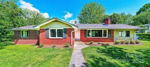 57 Oteen Church Road, Asheville, NC 28805
