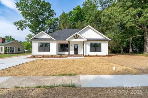 315 W Hoke Street W, Landis, NC 28088