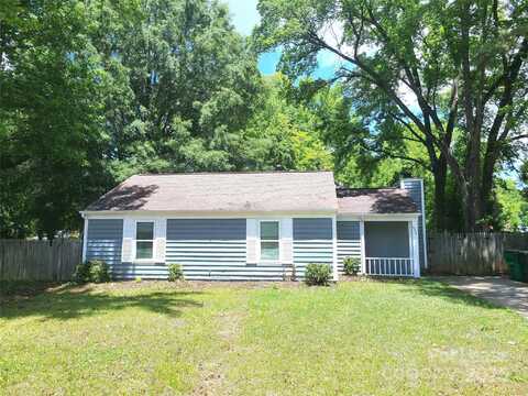 6929 Delta Lake Drive, Charlotte, NC 28215
