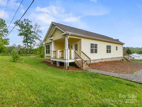 1508 Pennsylvania Avenue, Hendersonville, NC 28739