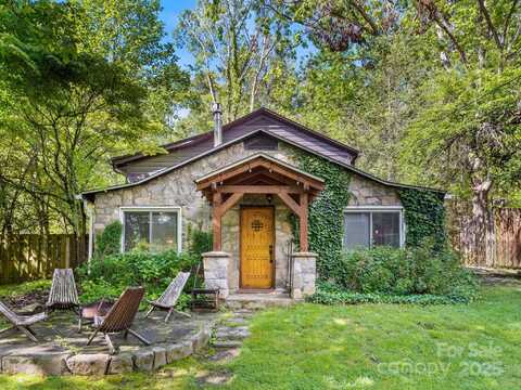24 Iroquois Street, Black Mountain, NC 28711