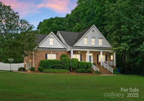 328 Whippoorwill Road, Mooresville, NC 28117
