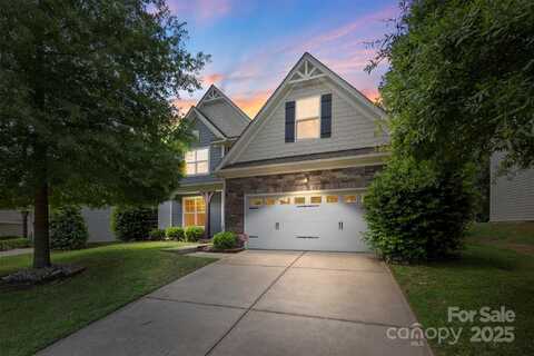 9230 Loch Glen Way, Charlotte, NC 28278