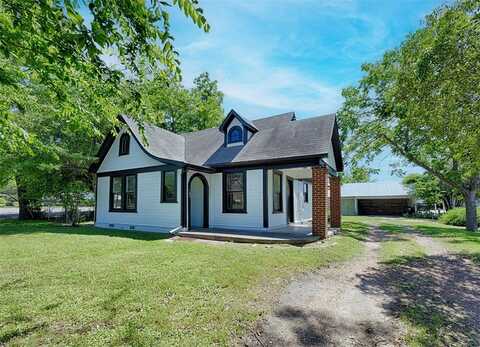 107 North Main Street, Schulenburg, TX 78956