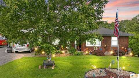 7240 N Jackson Highway, Magnolia, KY 42757