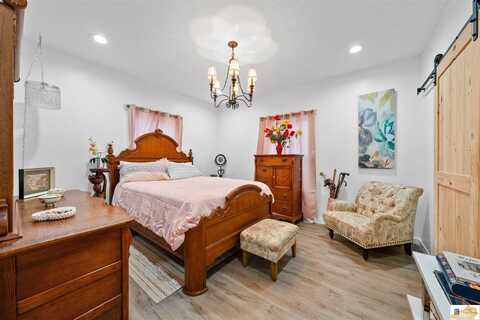 195 Manor House Road, Glasgow, KY 42141