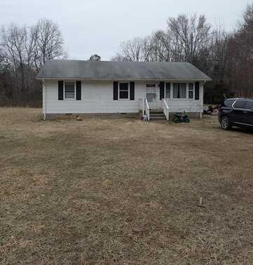 225 Mahan Road, Farmville, VA 23901