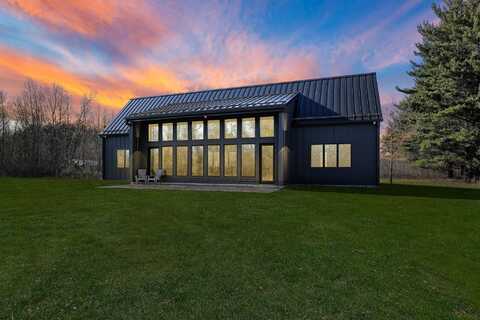 W4310 33rd Street, Necedah, WI 54646