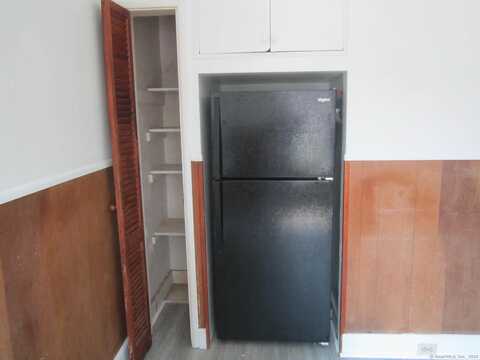 84 Alcove Street, Meriden, CT 06451