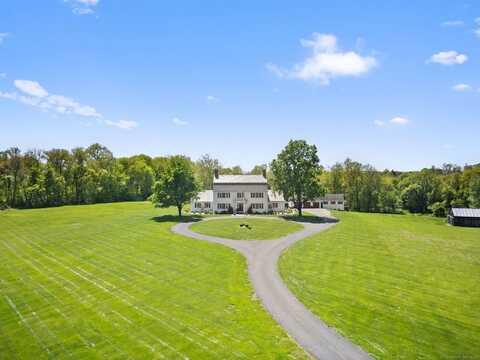 879 Russell Avenue, Suffield, CT 06078
