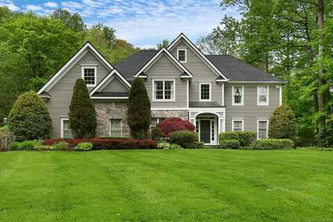 10 Misty Brook Lane, New Fairfield, CT 06812