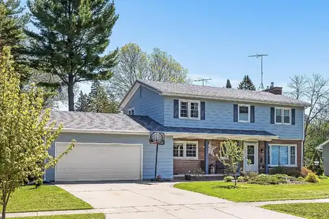 1025 Newbury Street, Ripon, WI 54971
