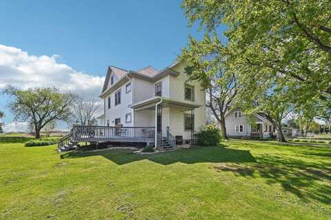 S10110 County Road C, Sauk City, WI 53583