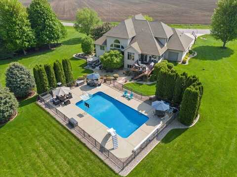 6667 Old 113 Road, Dane, WI 53529
