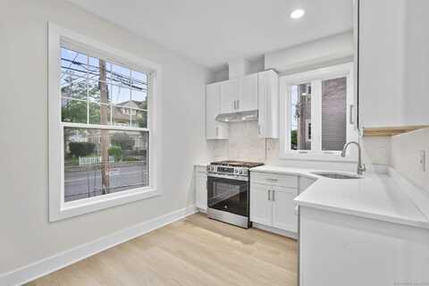 1546 Chapel Street, New Haven, CT 06511