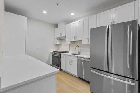 1546 Chapel Street, New Haven, CT 06511