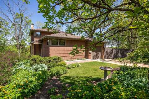 4316 Hillcrest Circle, Madison, WI 53705