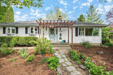 5308 McKenna Road, Monona, WI 53716