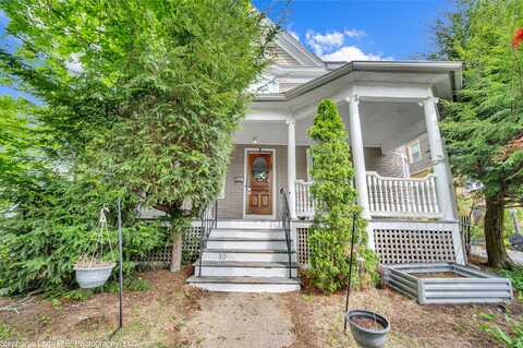 10 Fiske Street, Waterbury, CT 06710
