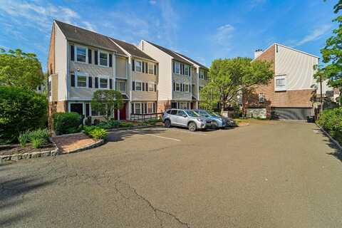 51 Highland Road, Stamford, CT 06902