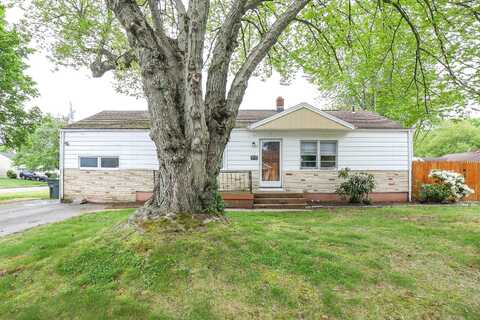 44 Columbia Drive, Milford, CT 06460