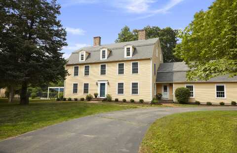 134 School House Road, Old Saybrook, CT 06475