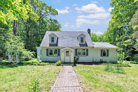 13 Hoyt Road, Bethel, CT 06801
