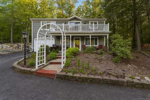 30 Marldon Road, Danbury, CT 06804