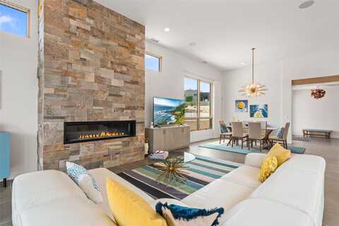 33 Valverde Lane, Santa Fe, NM 87506