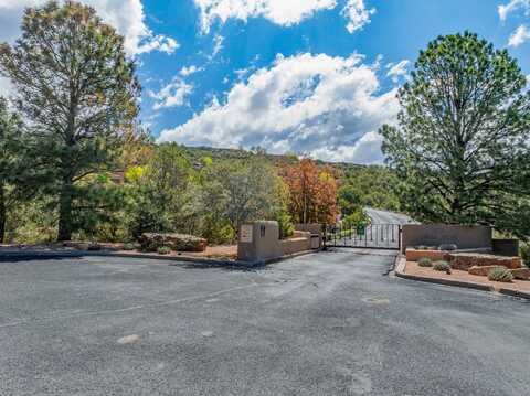 1421 Canada Del Sur, Santa Fe, NM 87501