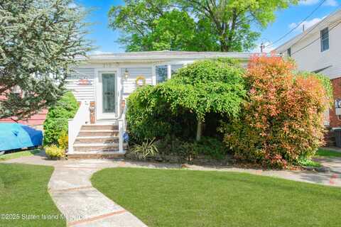 210 Rensselaer Avenue, Staten Island, NY 10312