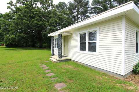 1139 S Main Street, Lexington, TN 38351