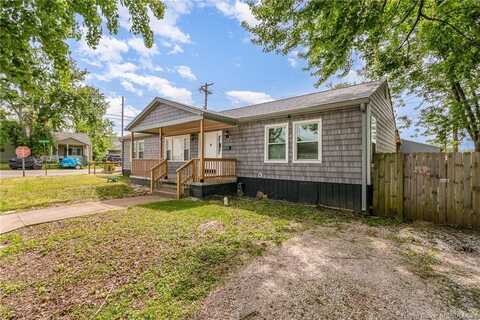 203 Guilford Ave, Charlestown, IN 47111